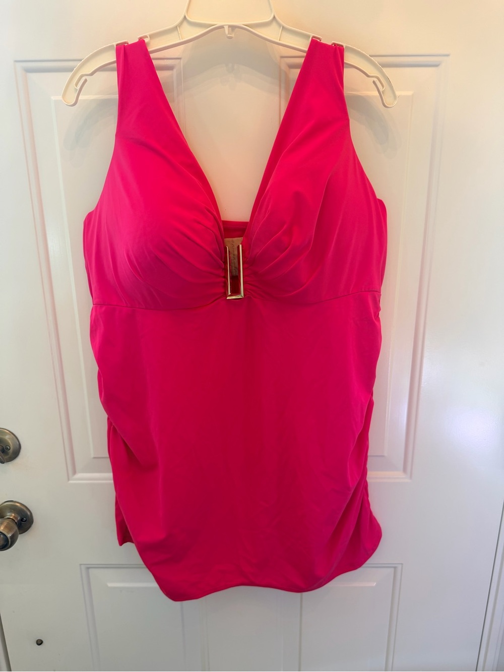 Cacique- Balconette Swim Top - Hot Pink